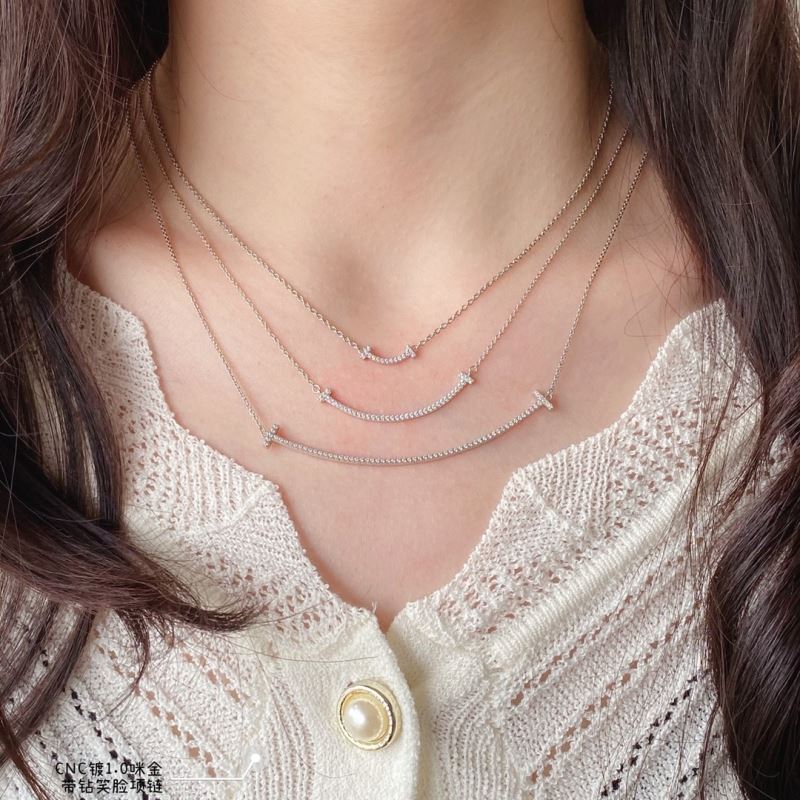 T*f*ny necklaces